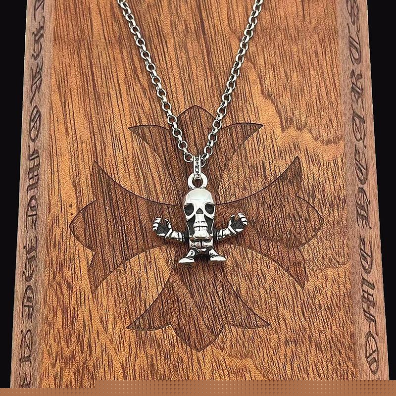 Ch**me He**ts necklaces